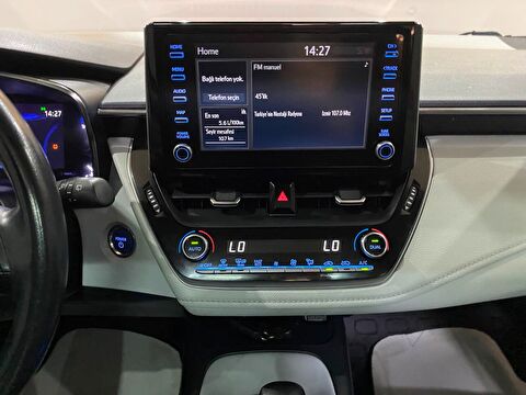 2022 Hybrid Otomatik Toyota Corolla Kırmızı Gürel Tasarım Aksesuar Otomotiv San. Tic. Ltd. Şti.