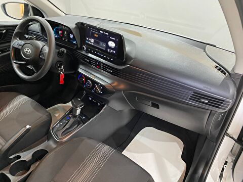 2024 Benzin Otomatik Hyundai i20 Beyaz Gürel Tasarım Aksesuar Otomotiv San. Tic. Ltd. Şti.