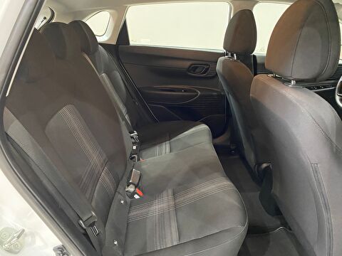 2024 Benzin Otomatik Hyundai i20 Beyaz Gürel Tasarım Aksesuar Otomotiv San. Tic. Ltd. Şti.