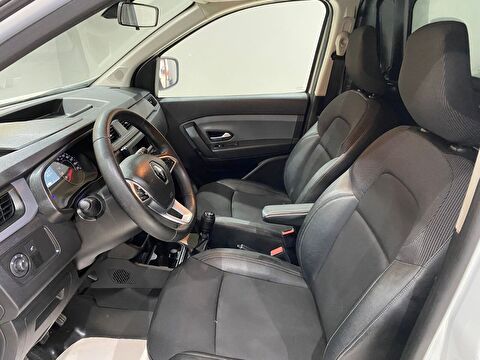 2023 Dizel Manuel Renault Express Van Beyaz Gürel Tasarım Aksesuar Otomotiv San. Tic. Ltd. Şti.