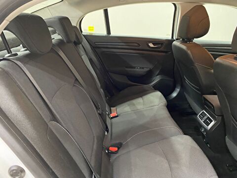 2023 Benzin Otomatik Renault Megane Beyaz Gürel Tasarım Aksesuar Otomotiv San. Tic. Ltd. Şti.