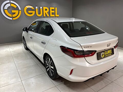 2022 Benzin Otomatik Honda City Beyaz Gürel Tasarım Aksesuar Otomotiv San. Tic. Ltd. Şti.