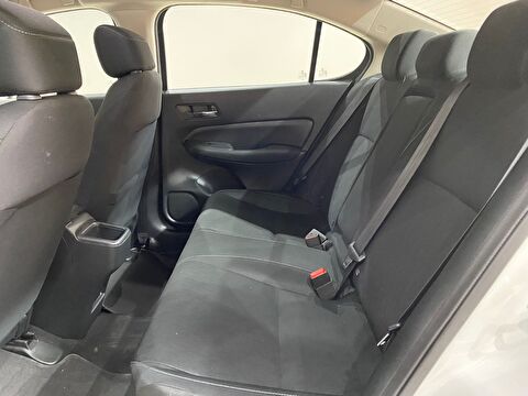 2022 Benzin Otomatik Honda City Beyaz Gürel Tasarım Aksesuar Otomotiv San. Tic. Ltd. Şti.
