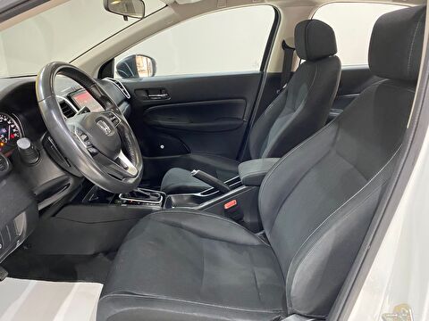 2022 Benzin Otomatik Honda City Beyaz Gürel Tasarım Aksesuar Otomotiv San. Tic. Ltd. Şti.