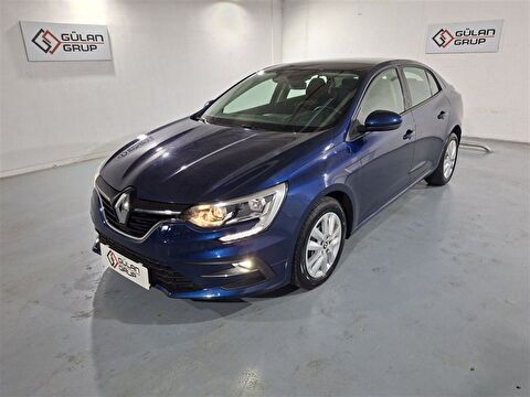 Sedan 1.3 TCe Touch EDC, 2. el otomobil | renew