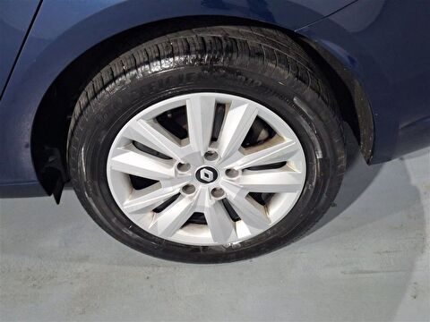 renault, megane, sedan 1.3 tce touch edc, otomatik, benzin 2.el otomobil | renew 18