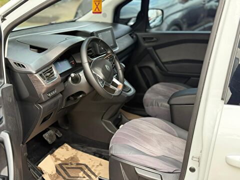 renault, kangoo multix, 1.3 tce ıconic edc, otomatik, benzin 2.el otomobil | renew 8