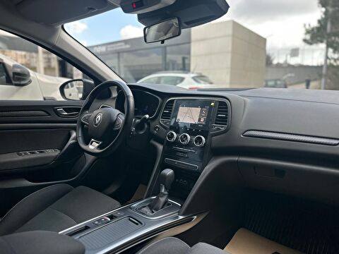 renault, megane, sedan 1.3 tce touch edc, otomatik, benzin 2.el otomobil | renew 14