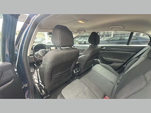 renault, megane, sedan 1.3 tce touch edc, otomatik, benzin 2.el otomobil | renew 20