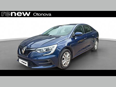 Sedan 1.3 TCe Touch EDC, 2. el otomobil | renew