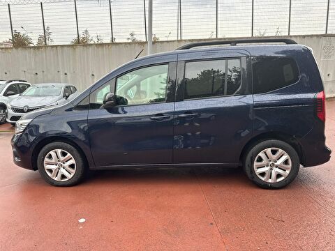 renault, kangoo multix, combi 1.3 tce ıconic edc, otomatik, benzin 2.el otomobil | renew 9