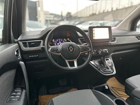 renault, kangoo multix, combi 1.3 tce ıconic edc, otomatik, benzin 2.el otomobil | renew 14