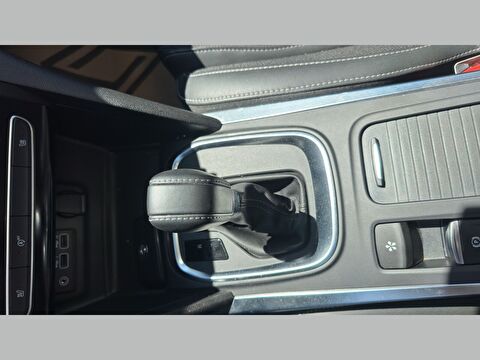 renault, megane, sedan 1.3 tce ıcon edc, otomatik, benzin 2.el otomobil | renew 18