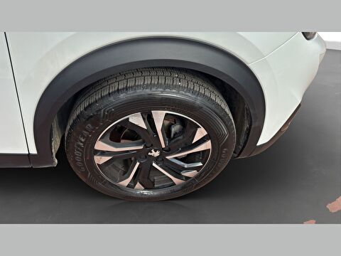 peugeot, 2008, 1.2 puretech allure eat8, otomatik, benzin 2.el otomobil | renew 8