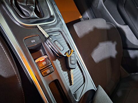 renault, megane, sedan 1.3 tce touch edc, otomatik, benzin 2.el otomobil | renew 22