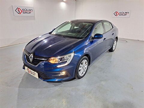 Sedan 1.3 TCe Touch EDC, 2. el otomobil | renew