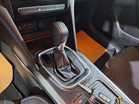 renault, megane, sedan 1.3 tce touch edc, otomatik, benzin 2.el otomobil | renew 17