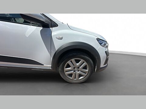 dacia, sandero stepway, sandero 1.0 turbo stepway comfort x-tronic, otomatik, benzin 2.el otomobil | renew 8