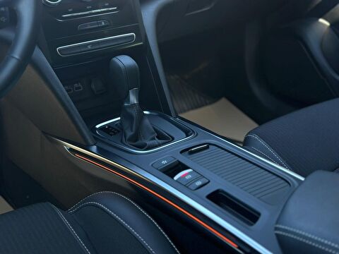 renault, megane, sedan 1.3 tce ıcon edc, otomatik, benzin 2.el otomobil | renew 18