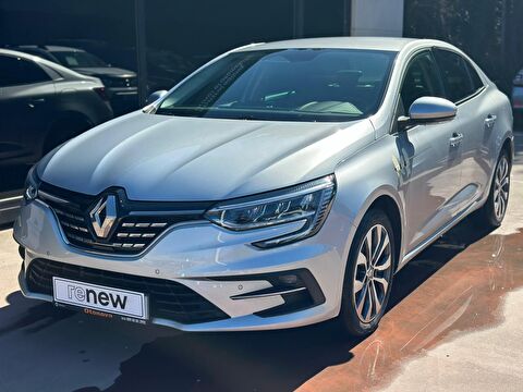 Sedan 1.3 TCe Icon EDC, 2. el otomobil | renew