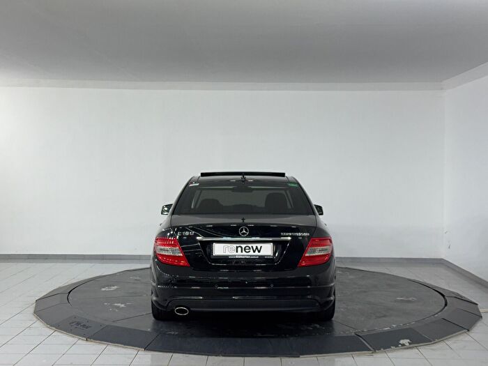 Mercedes-Benz C Serisi 7