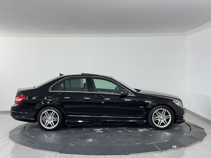 Mercedes-Benz C Serisi 4