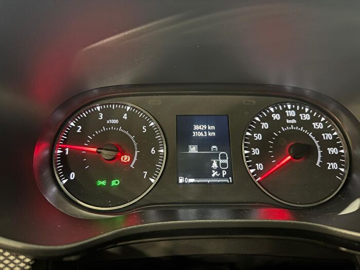 Dacia Sandero Stepway 1.0 Turbo Prestige X-Tronic araç görseli 23