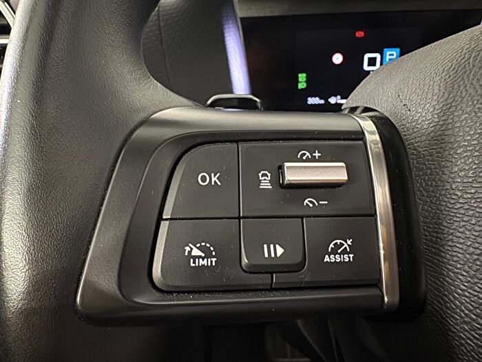 Citroen C4 1.2 PureTech Shine Bold EAT8 araç görseli 19