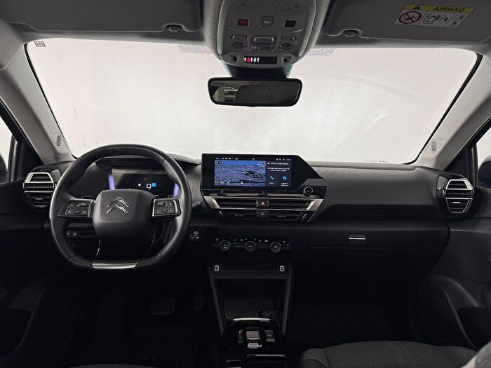 Citroen C4 1.2 PureTech Shine Bold EAT8 araç görseli 12