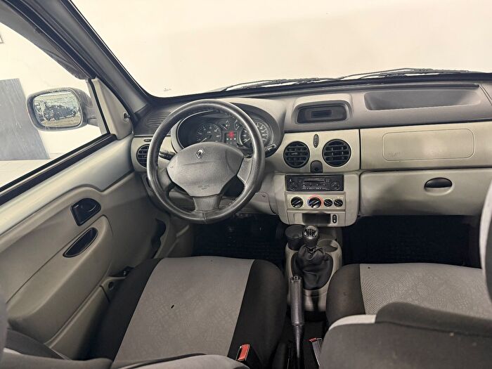 Renault Kangoo Multix Combi 1.5 DCI Authentique araç görseli 16