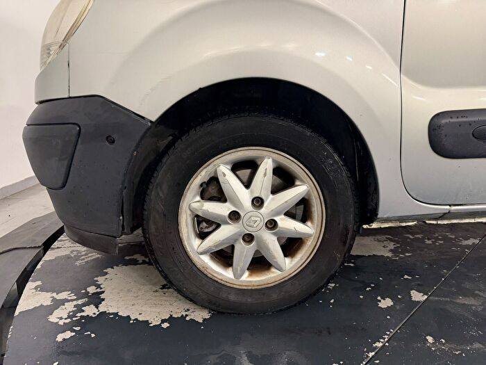 Renault Kangoo Multix Combi 1.5 DCI Authentique araç görseli 25