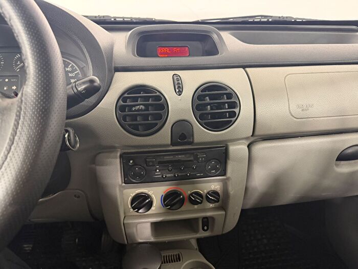 Renault Kangoo Multix Combi 1.5 DCI Authentique araç görseli 17