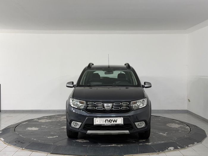 Dacia Sandero 0.9 Tce Stepway Easy-R araç görseli 2