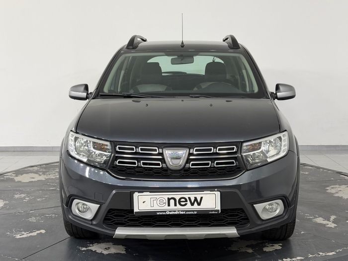 Dacia Sandero 0.9 Tce Stepway Easy-R araç görseli 9