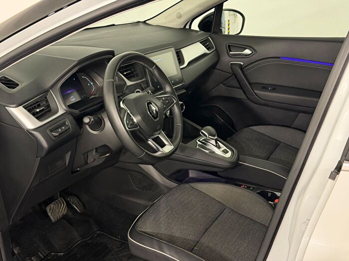 Renault Captur 1.3 TCe Icon EDC araç görseli 12