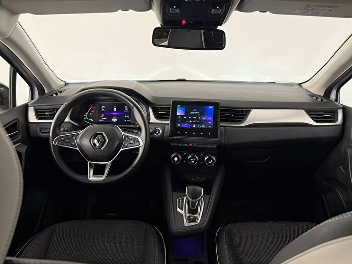 Renault Captur 1.3 TCe Icon EDC araç görseli 16