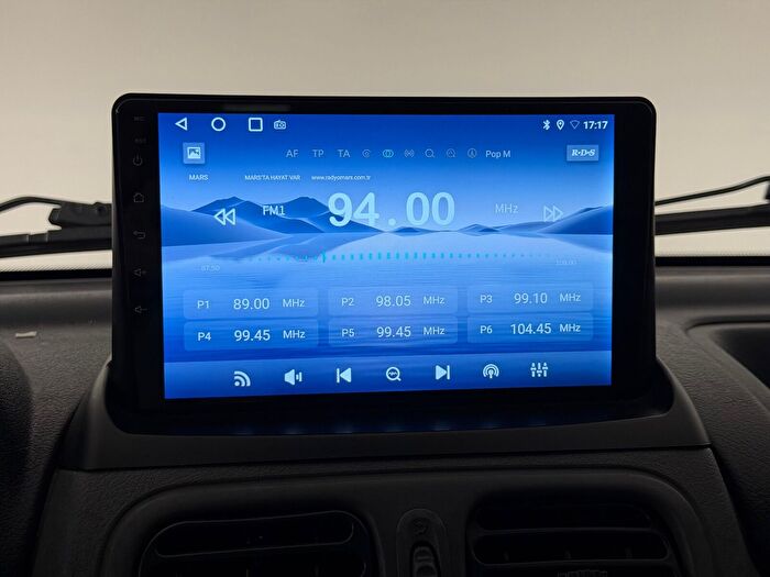 Renault Clio 1.4 RT araç görseli 18