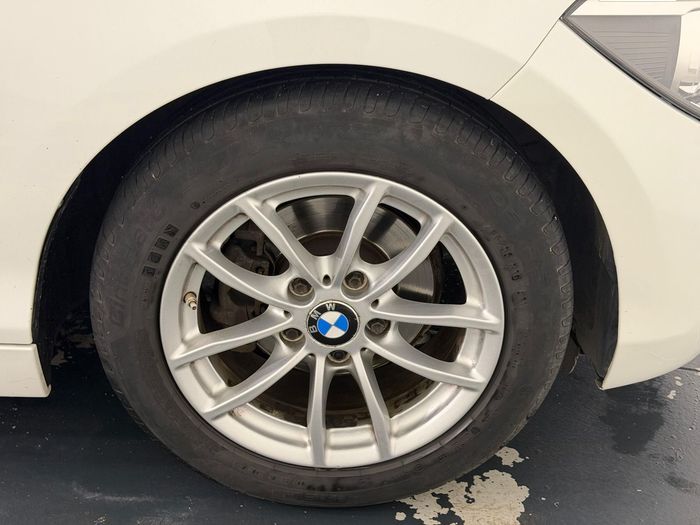 BMW 1 Serisi 116d EfficientDynamics Standart araç görseli 27