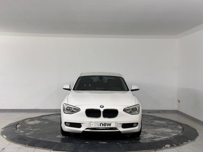 BMW 1 Serisi 116d EfficientDynamics Standart araç görseli 2