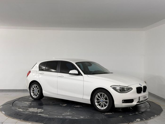 BMW 1 Serisi 116d EfficientDynamics Standart araç görseli 3