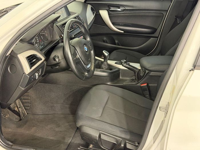 BMW 1 Serisi 116d EfficientDynamics Standart araç görseli 12