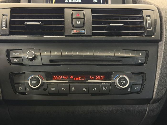 BMW 1 Serisi 116d EfficientDynamics Standart araç görseli 20