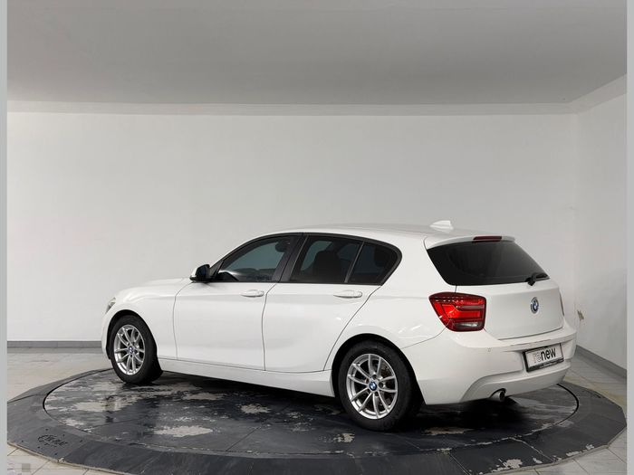 BMW 1 Serisi 116d EfficientDynamics Standart araç görseli 6