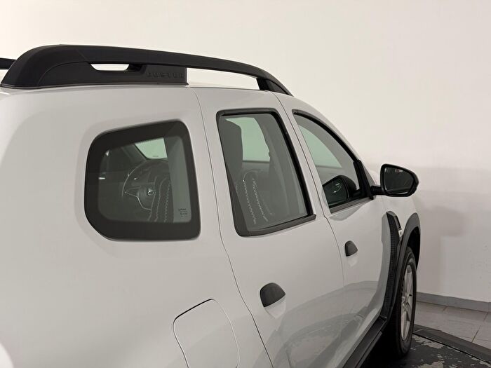 Dacia Duster 1.5 BlueDCI 4x2 Comfort araç görseli 9