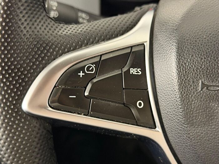 Dacia Duster 1.5 BlueDCI 4x2 Comfort araç görseli 18