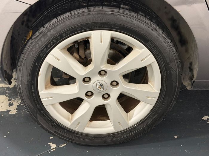 Renault Fluence 1.6 Privilege BVA araç görseli 31
