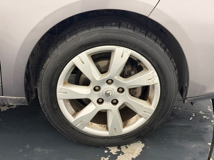 Renault Fluence 1.6 Privilege BVA araç görseli 29