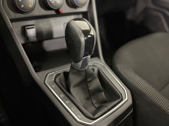 Renault Taliant 1.0 Turbo Joy X-Tronic araç görseli 22