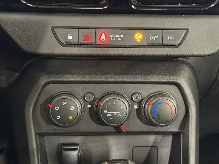 Renault Taliant 1.0 Turbo Joy X-Tronic araç görseli 21