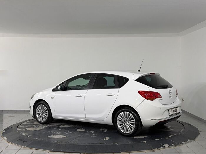 Opel Astra 1.4 Turbo Enjoy Active Active Select araç görseli 8